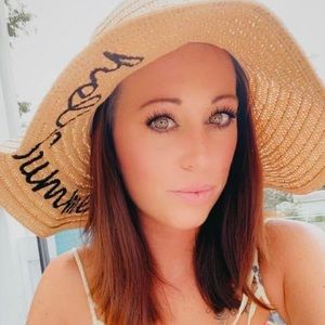 Meet your Posher, Mystie